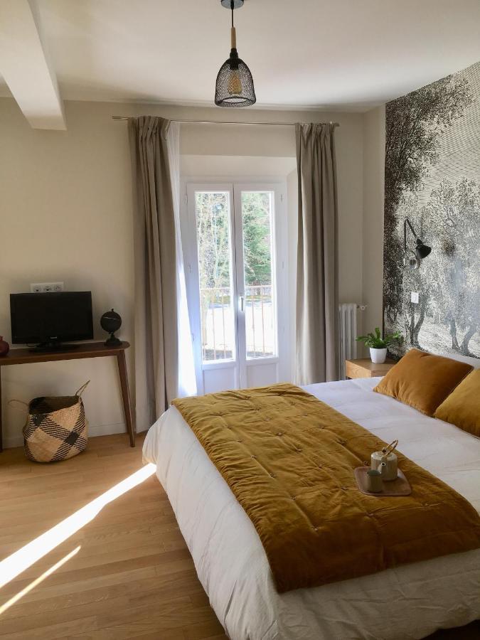 Les Terres Rouges 06 Bed & Breakfast Guillaumes Ngoại thất bức ảnh