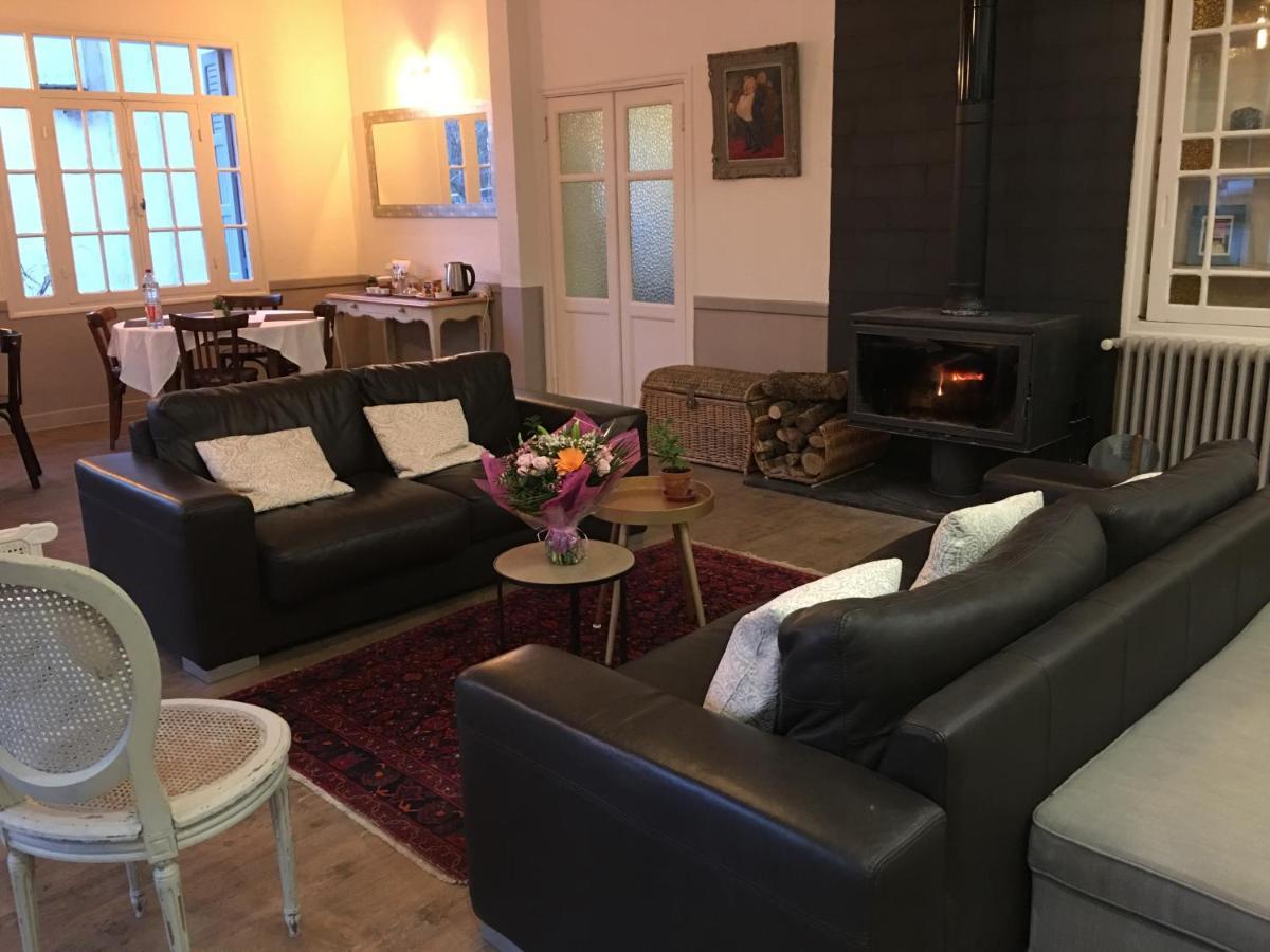 Les Terres Rouges 06 Bed & Breakfast Guillaumes Ngoại thất bức ảnh